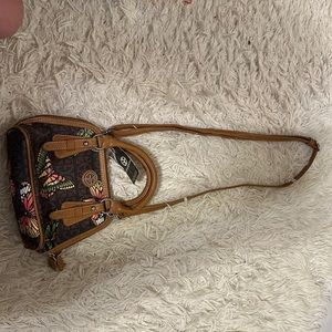 Gianni Bernini Cross Body bag.